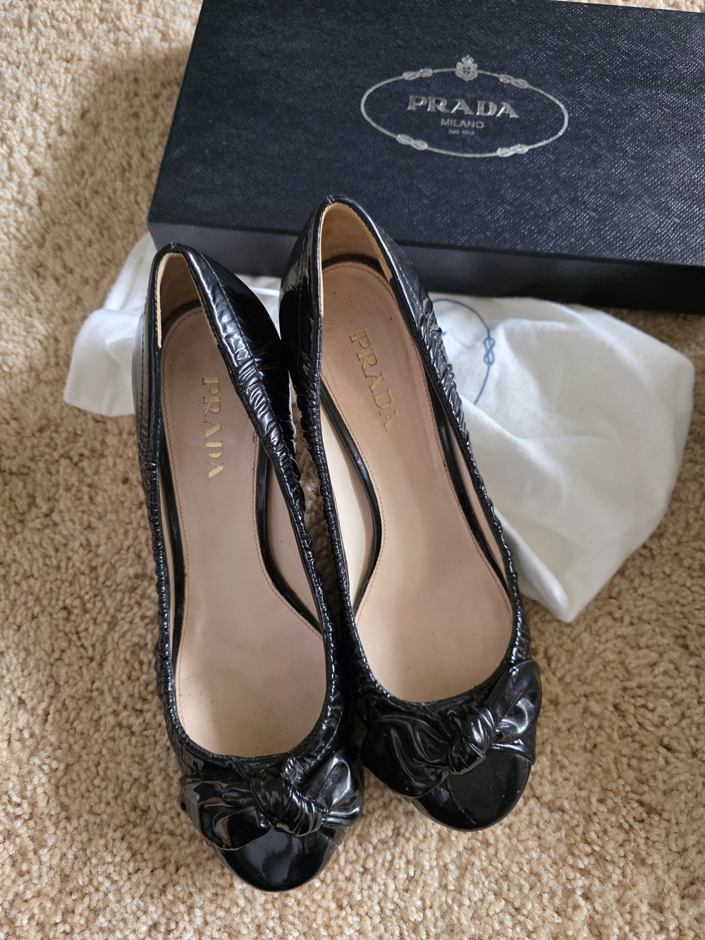 Prada Women’s Black Patent Leather Shoes - Picture 2 of 11